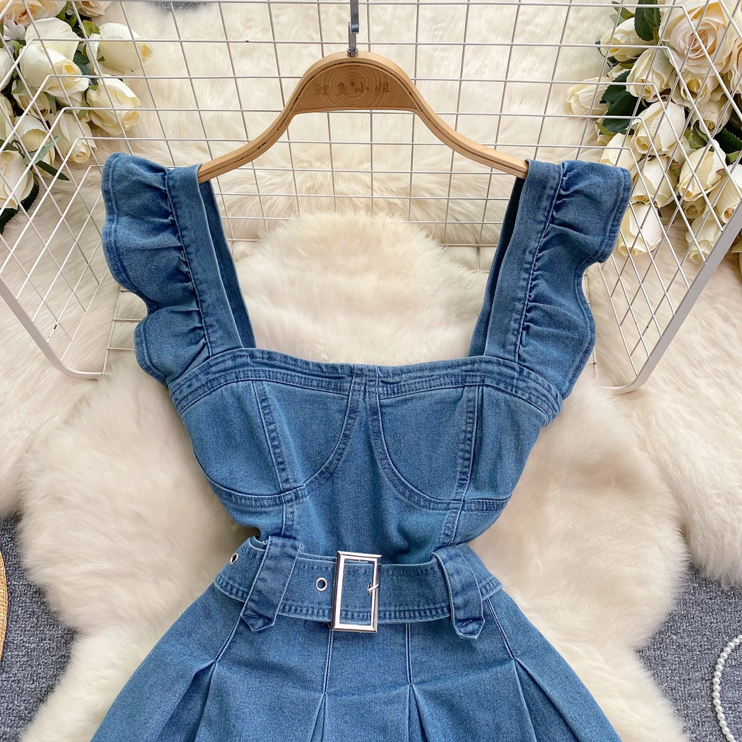 Korean Version of The College  - đánh giá và giá Maxi Dress Halter