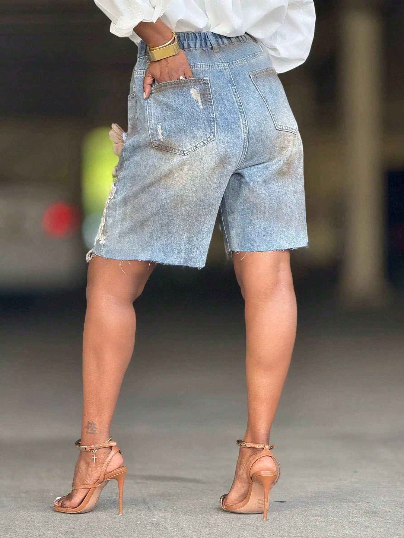 GLOURI Women 3D Floral Appliqu - đánh giá và giá Shorts Denim Frayed