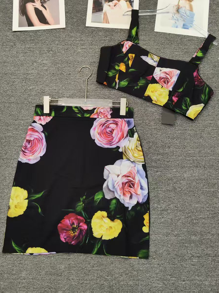 Retro flower print long-sleeve - đánh giá và giá Romper Floral Print