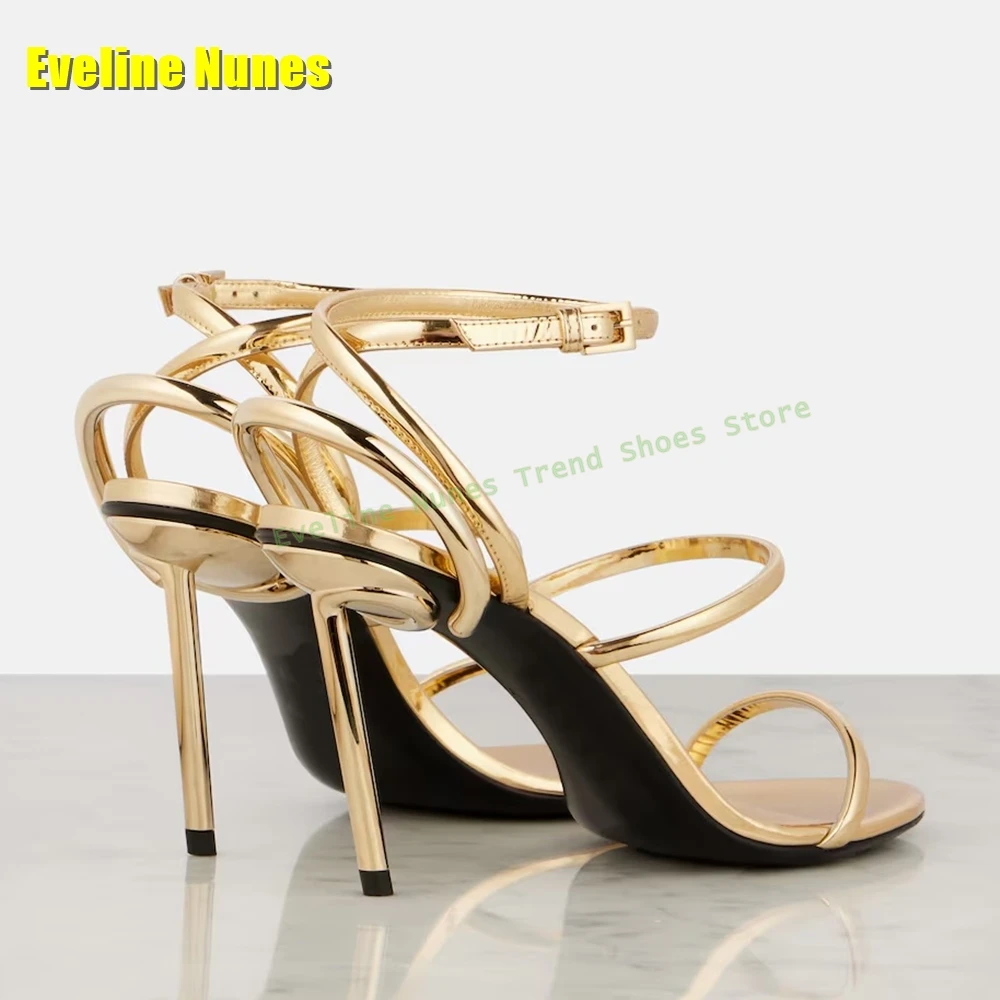 Golden Strappy Metallic Leathe - đánh giá và giá Sandal Strappy Heeled