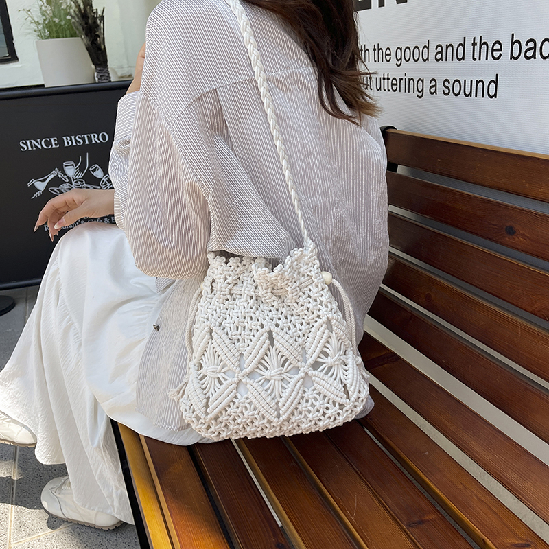 LEFTSIDE Weave Small Shoulder  - đánh giá và giá Crochet Bag Raffia