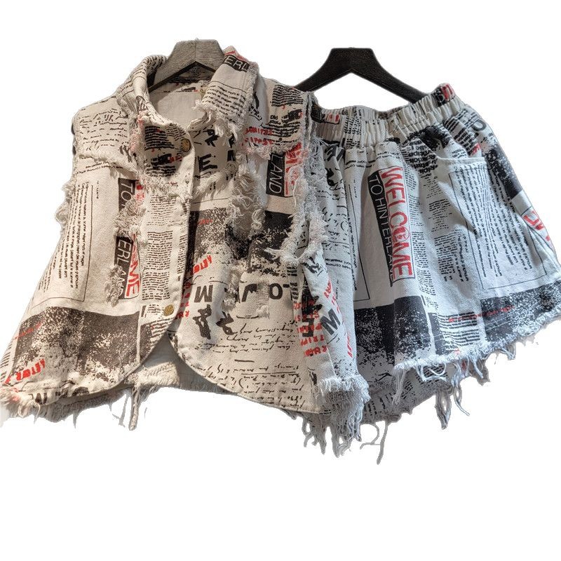 Chic Women Newspapers Letters  - đánh giá và giá Shorts Denim Frayed