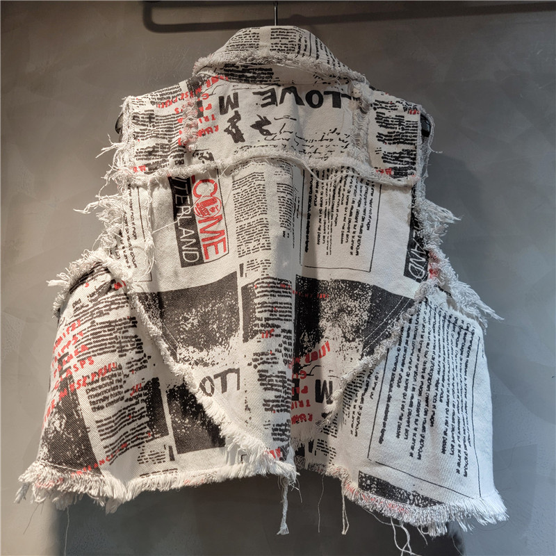 Chic Women Newspapers Letters  - đánh giá và giá Shorts Denim Frayed
